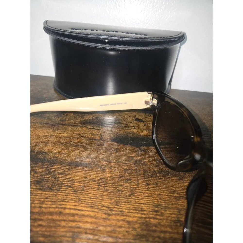 Marc by Marc Jacobs MMJ 230/S Beige & Black Striped Sunglasses Designer +‎ Case